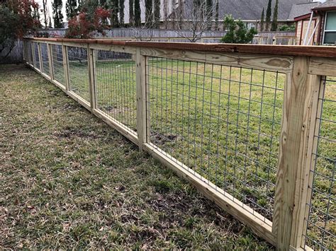 hog wire fence suppliers